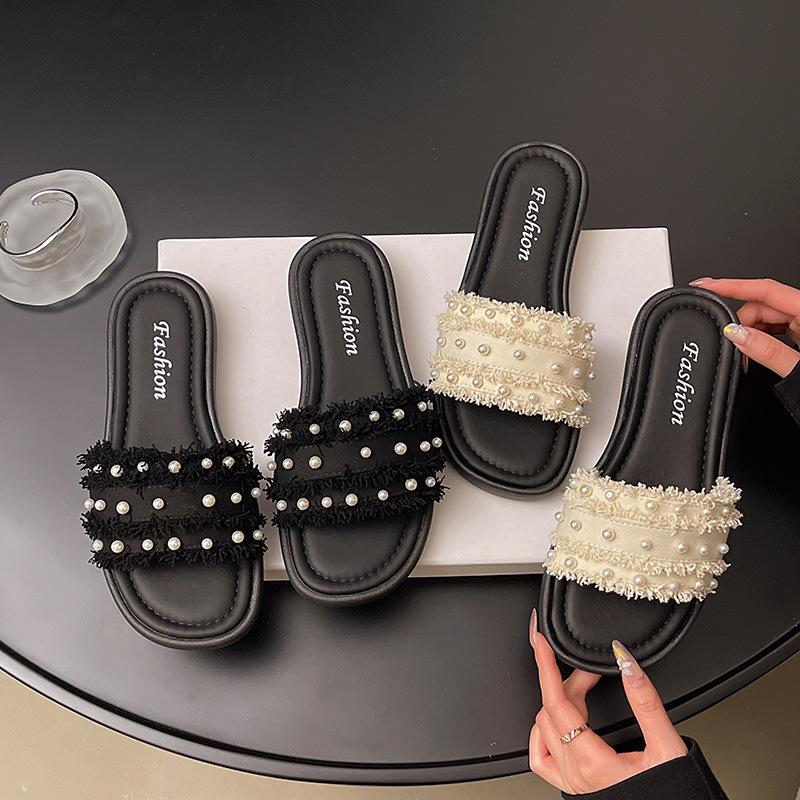 Flat-bottomed beach sandals new slippers women's summer wear rhinestones fashion