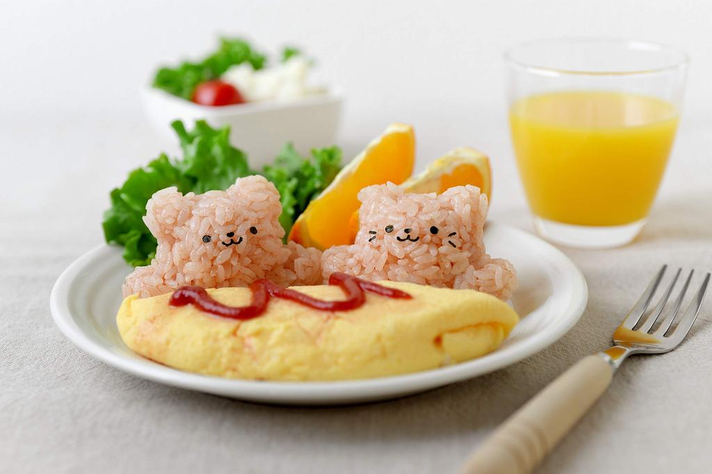 Ernest Character Bento Easy Cutting Shape and Onigiri a favorite brand of major restaurants (Onigiri Mold) (Pyokon Kumanyan) A-77076,