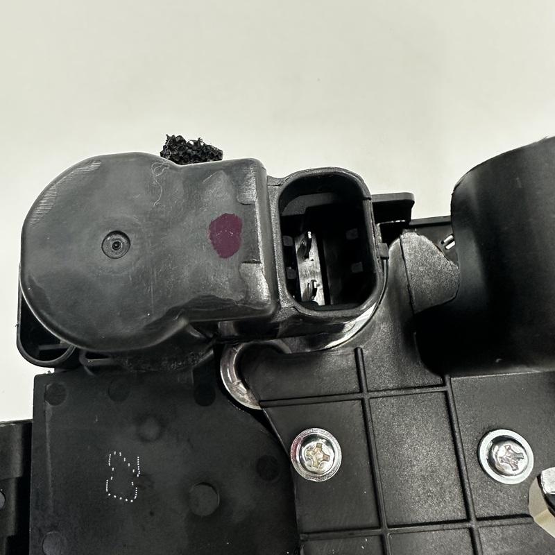 Front Door Lock Latch Actuator RH For Ssangyong Korando OEM 7122034001