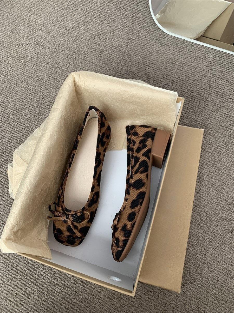 

Thick heel with skirt temperament single shoes women s shoes spring and autumn blue bow light mouth ladyshoes 40 цветной печати леопарда