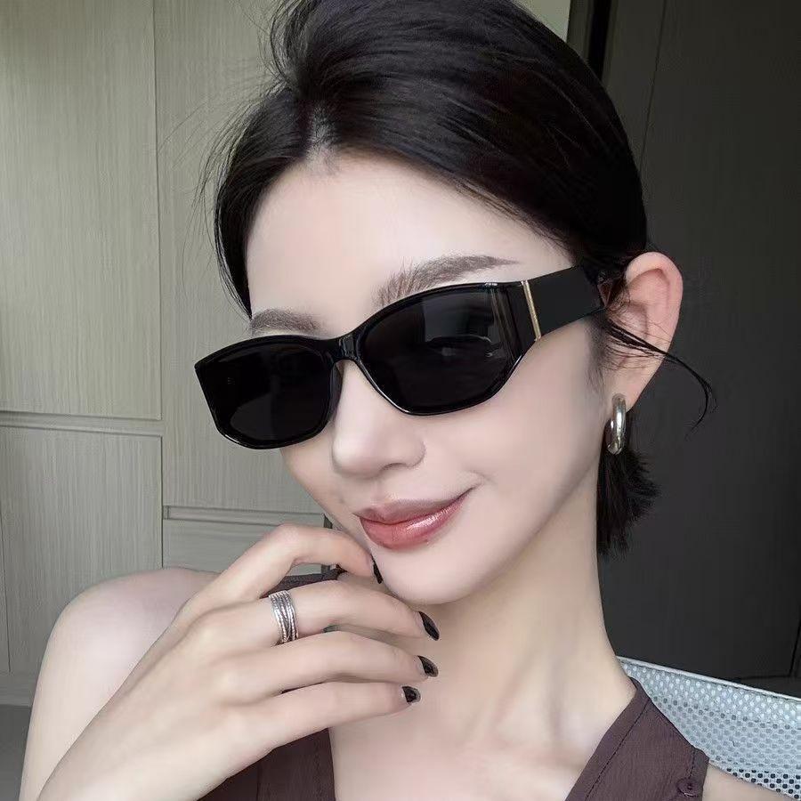 Chic Curved Lens Cat Eye Sunglasses: Unisex Cool Street Style