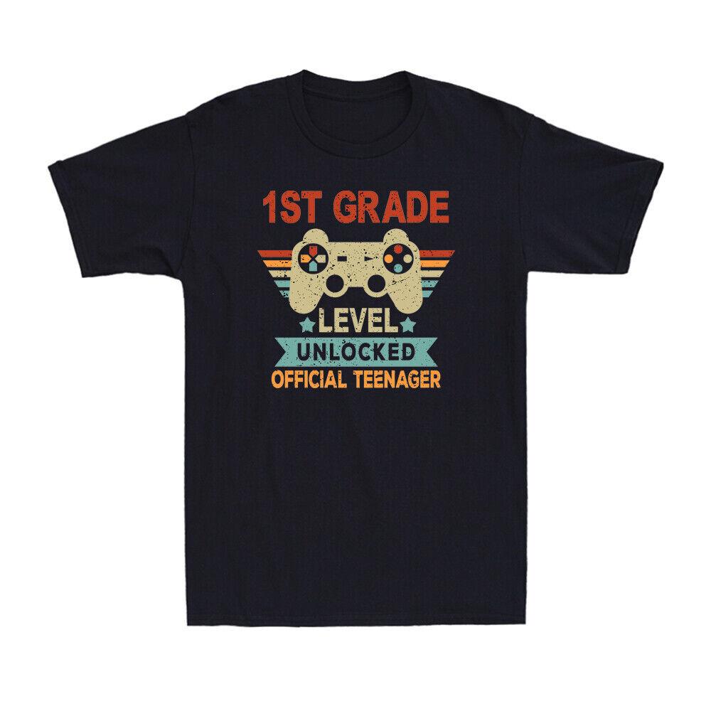 1st Grade Level Unlocked Gamer Teenager First Day Of School Vintage T-shirt Gift M