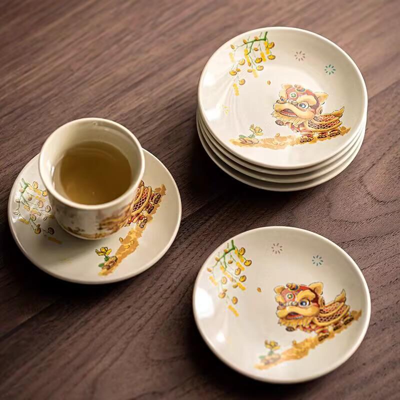 Grass And Wood Gray Xi Lion Teacup Pad, Ceramic Kung Fu Tea Tea Ceremony Accessories, Cup , Anti-Scalding And Heat Insulation Household Saucer Lion