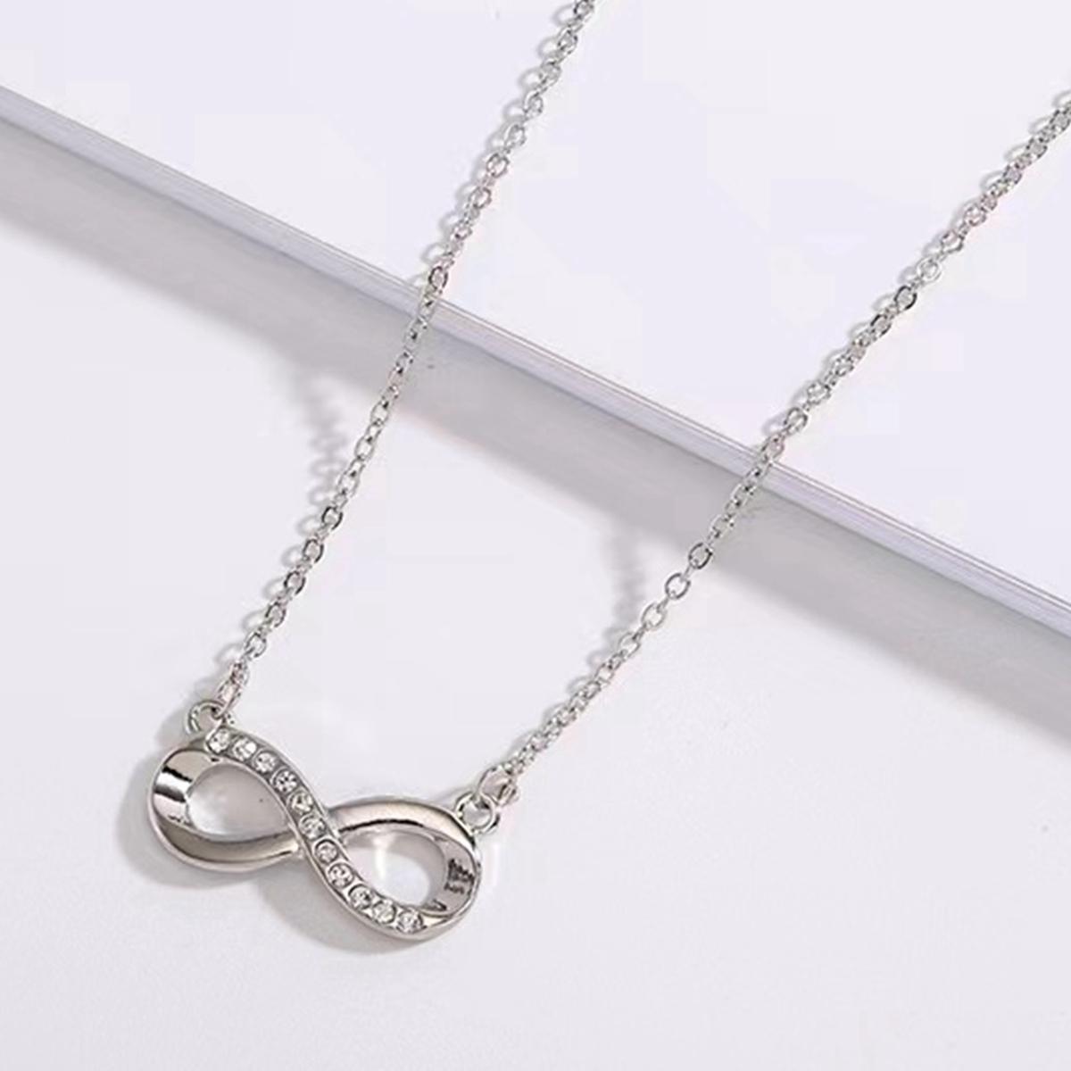 

An Infinite Love Logo Alloy Pendant Necklace Is Suitable for Daily Commuting, Banquets, Valentine s Day, and Mother s Day Gifts срібний