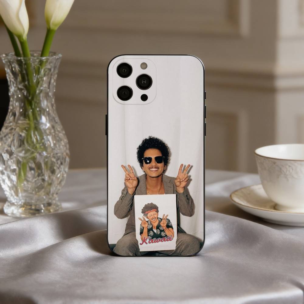 F-famous B-Bruno Mars The R-Romantic Phone Case Silicone Soft For IPhone 17pro 16 15 14 13 12 11 X XR Plus Pro Max Plus