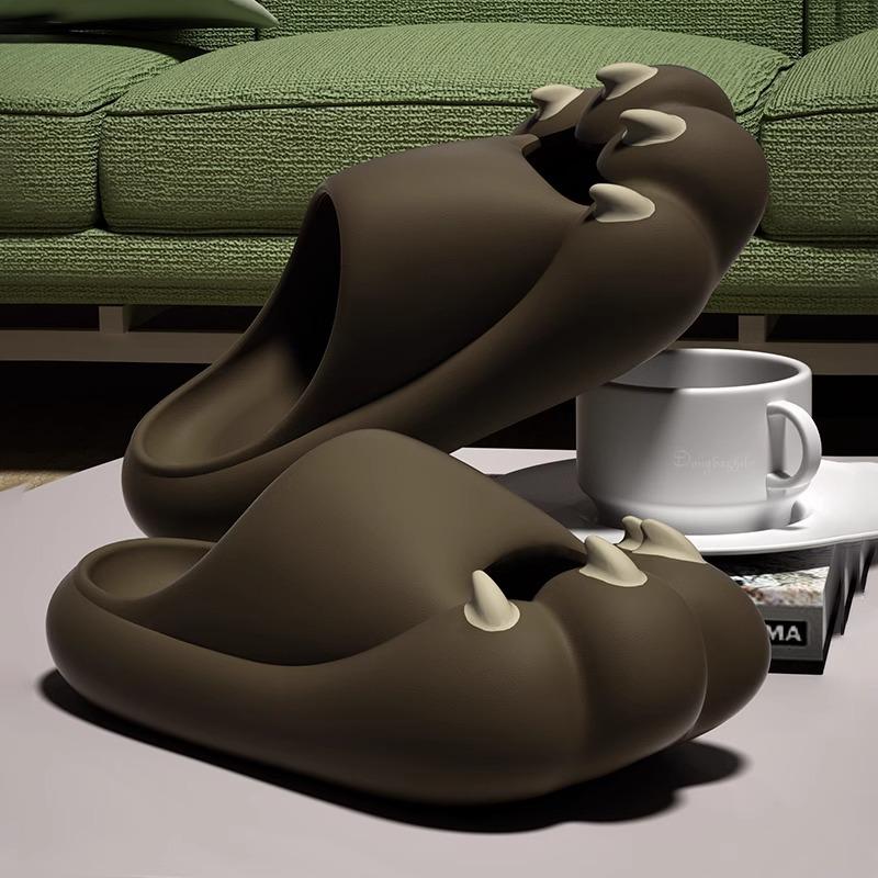 Fashion Cute Cat Claw Slippers Womens 2025 Summer New Thick-soled Funny Indoor Slippers Non-slip and Wear-Resistant Women's Sandals