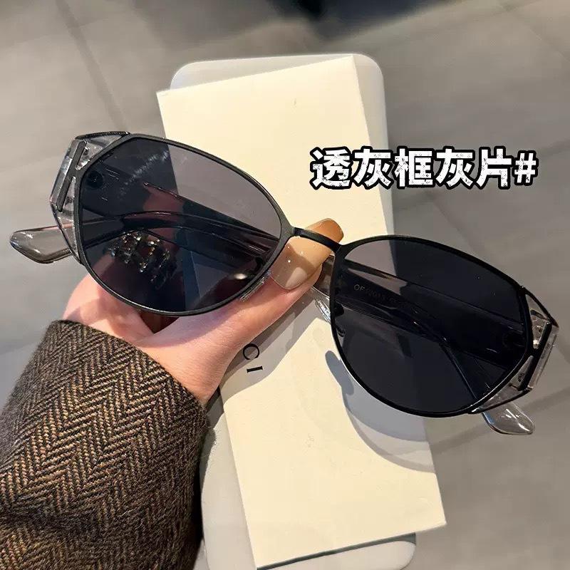 Retro European and American cat eye sunglasses women s senior sense personality plain makeup versatile Internet celebrity popular sunglasses