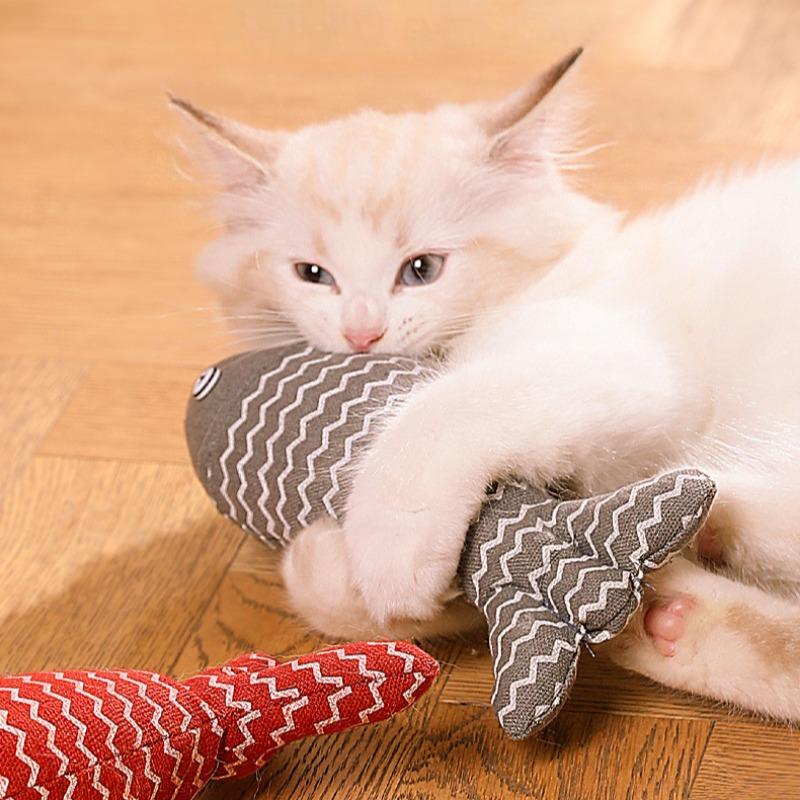 Pet Cat Toy Small Fish Shape Linen Fish Containing Catnip Toy