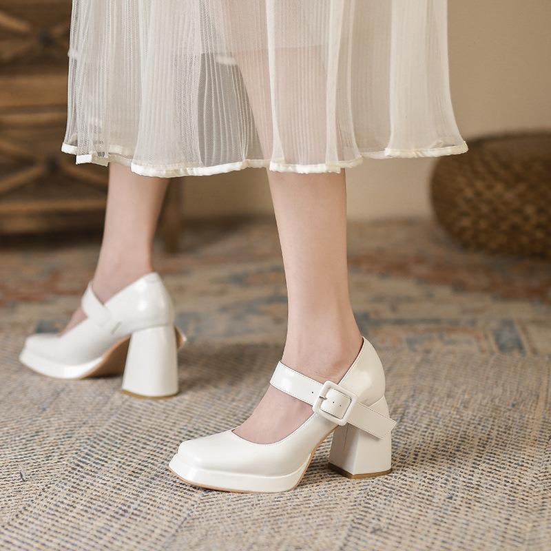 9-Waterproof table high heels for women's autumn new thick heel square head word Ma Lizhen shoes for women