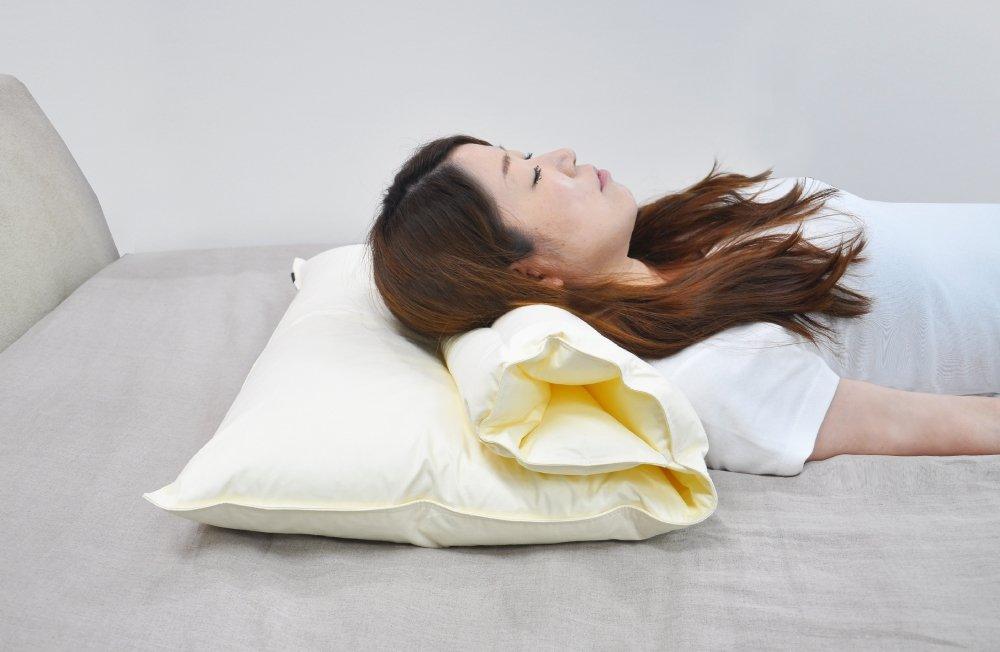 BOMA Folding Pillow with White Pillowcase (OKMWH) for Hotels and Inns