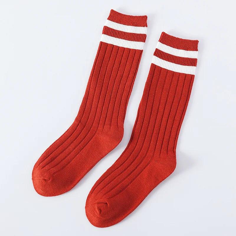 

2024 Новые детские гольфы, осенне-зимние теплые мягкие хлопковые детские школьные чулки, спортивные носки в черную и белую полоску L 3-5years old вино красного