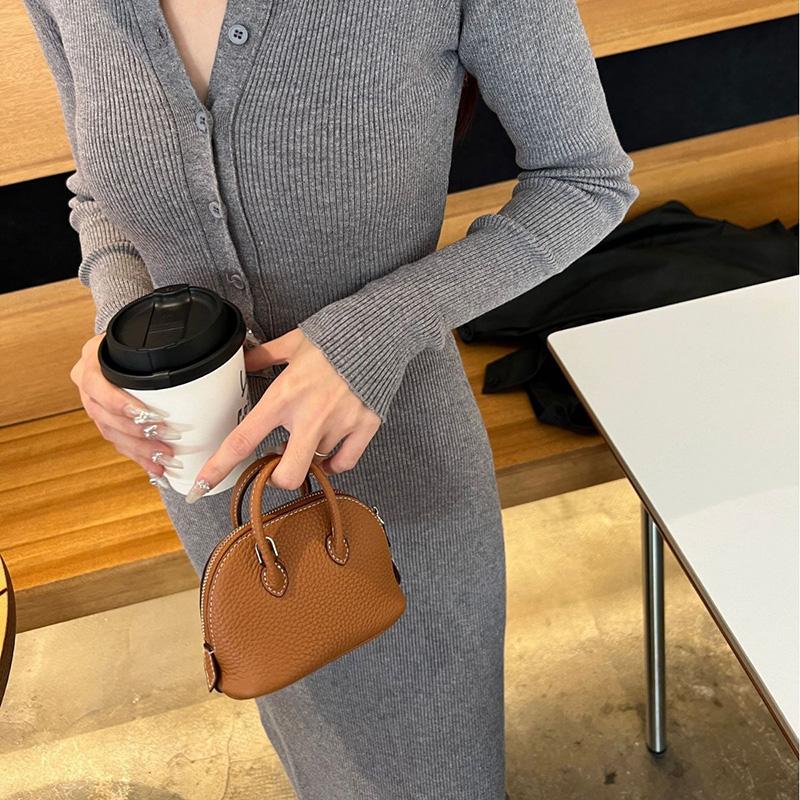 2025 Super Mini Women Crossbody Bags Genuine Leather Handbag Small Chains Shoulder Bag For Ladies First Layer Of Cowhide Shell Bag