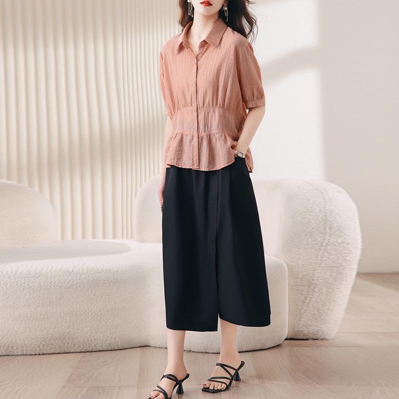 Trendy Summer Skirt Suit: Slimming Two-Piece with Stylish Half-Open Collar for Young Moms