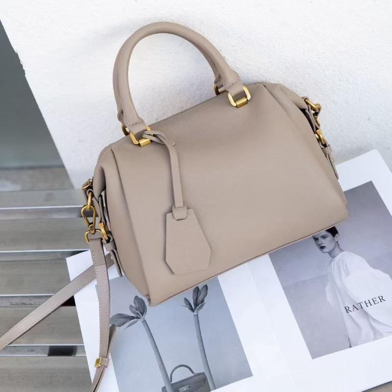 

Leather handbag large capacity new trendy pillow bag first layer cowhide minimalist versatile women s bag messenger bag 26*11*20cm хаки