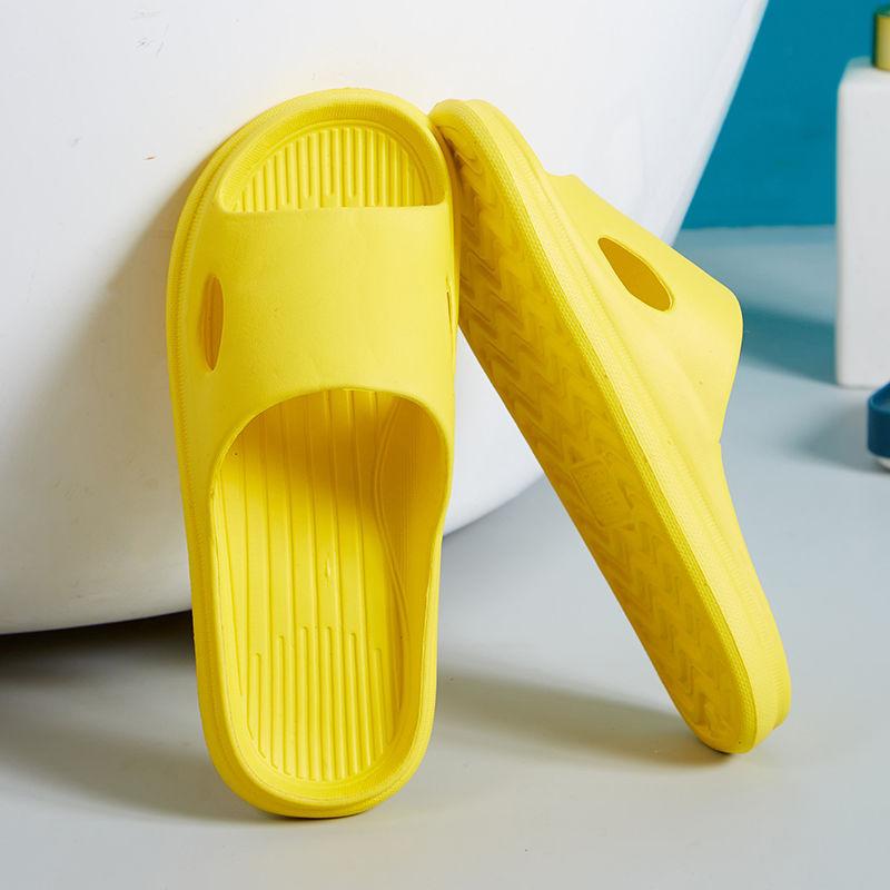Summer thick-soled cool slippers women wear outside, step on shit sandals soft sole light couple indoor household bathroom slippers men