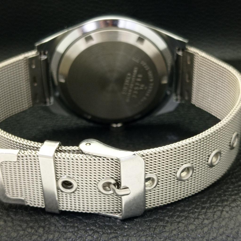 REFURBISHED SEIKO 5 AUTOMATIC MENS WATCH JAPAN MADE BLACK DIAL CUSTOM a440044-2 QV90-a440044