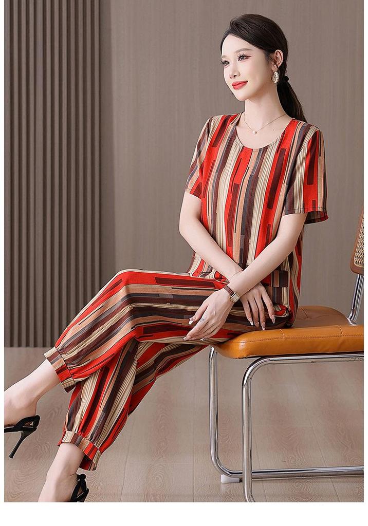 Mother's Summer Two-piece Cotton Silk Pajama Set - Short Sleeve for Women, Wear Indoors or Outside