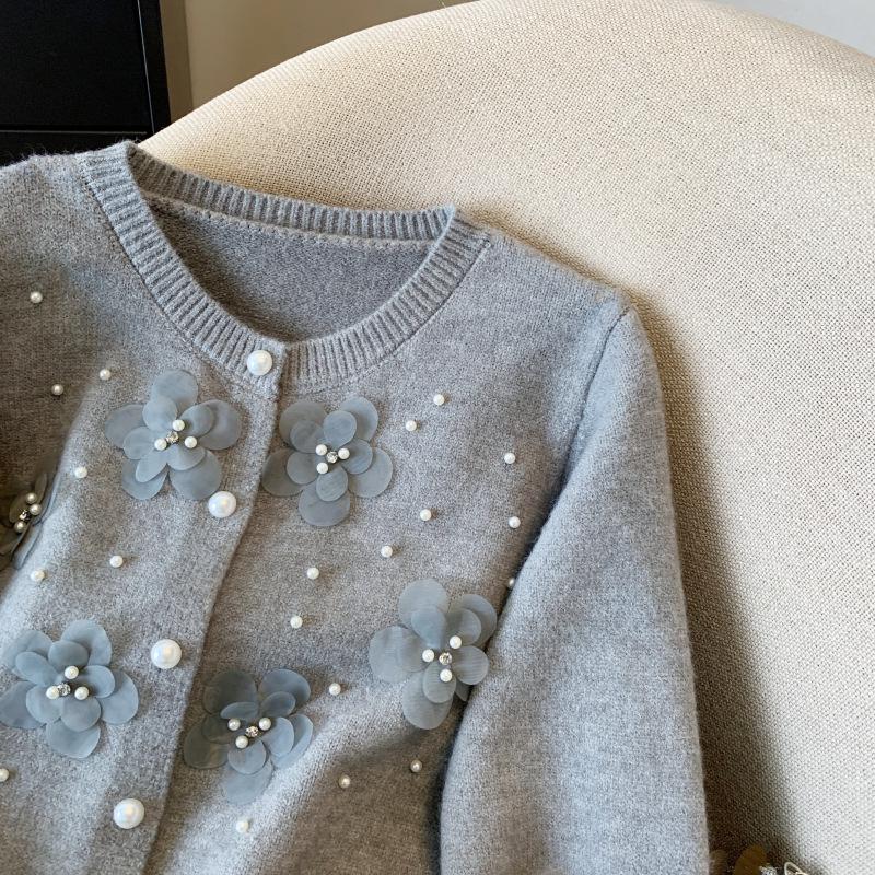 Sweet Age-Defying Embroidered Floral Knit Cardigan - 2025 Autumn/Winter Women's Outerwear