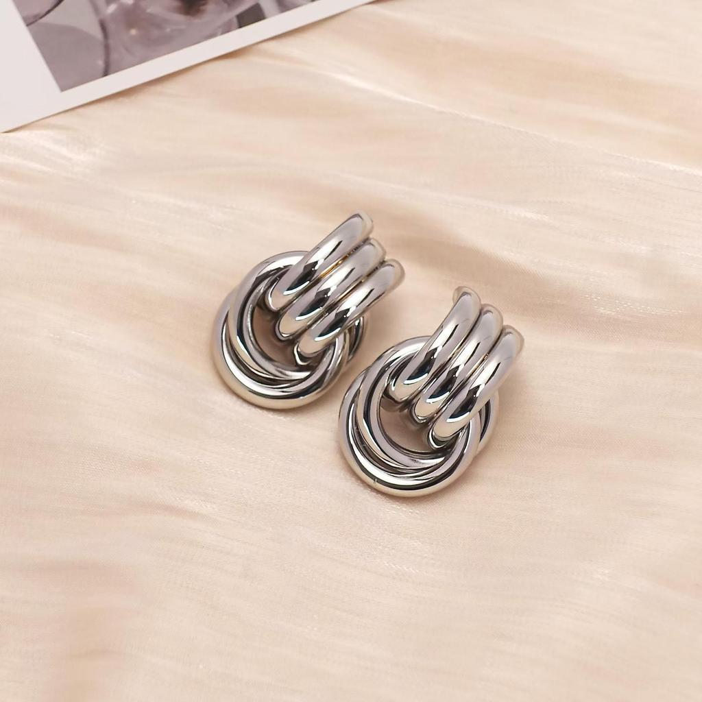 Gold-Tone Geometric Twist Earrings: Fashionable and Versatile Multi-Layer Braided Earrings for Women.