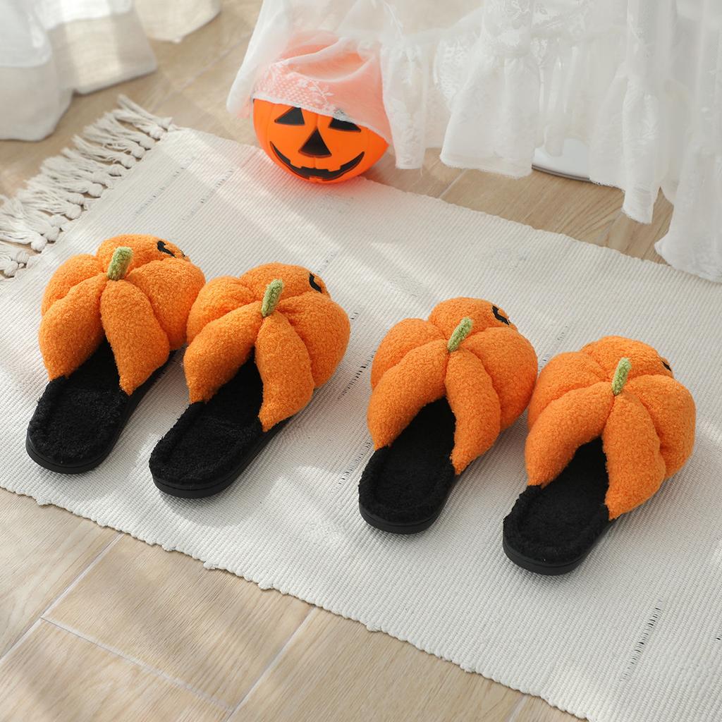 Fashion Cotton Fluffy Slippers Home Cartoon Pumpkin Platform Plush Slides Couple 2025 Funny Halloween Casual Designer Shoes Women Indoor