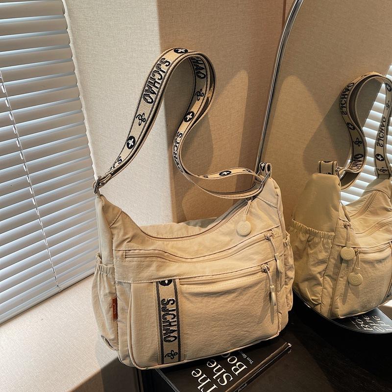 Nylon Cloth Bag Women'S Fashion Versatile Messenger Bag Student Daily Storage Shoulder Bag Casual Commute