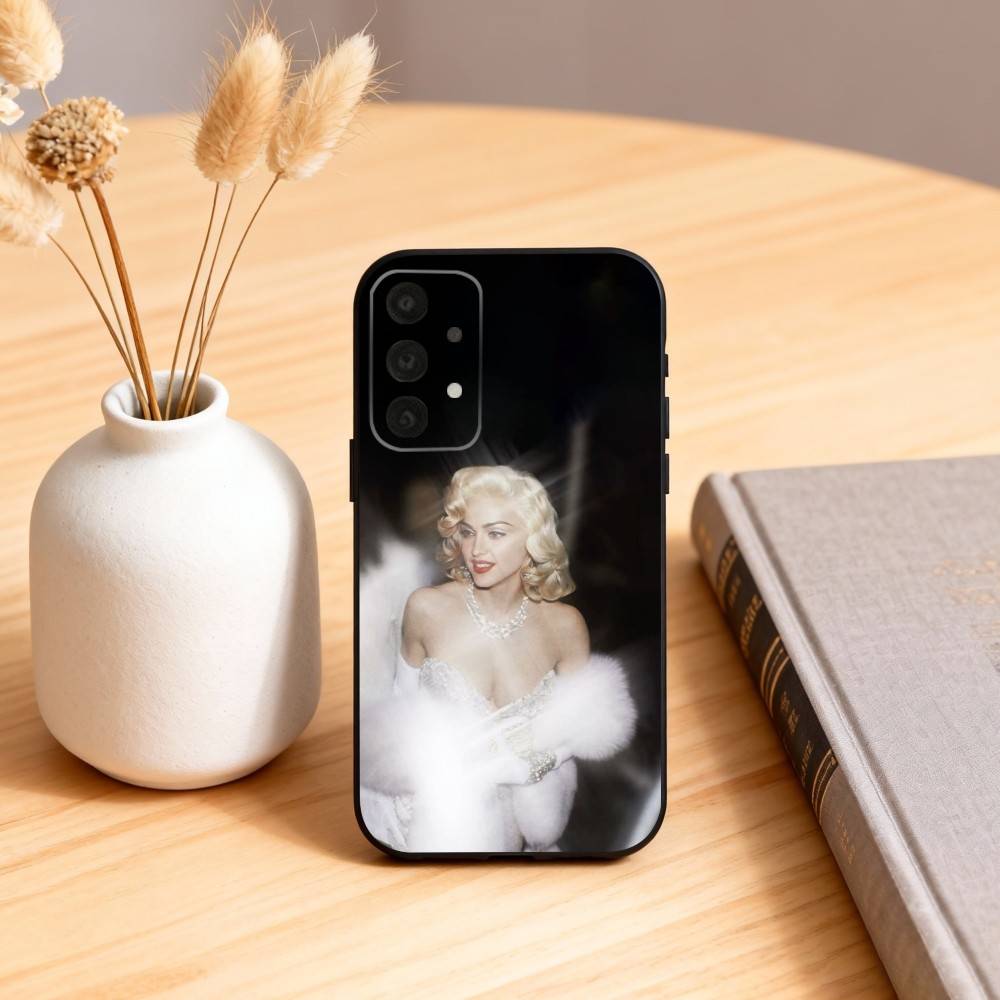 M-Madonna Ciccone Phone Case For Samsung S25,24,23,22,30,21,10,9,Ultra,Plus,Lite,FE,4,5 G Soft Black Case