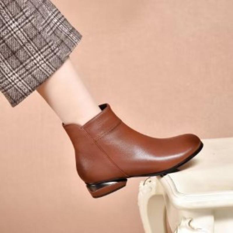 

Модная обувь, Элегантные нюдовые ботильоны, Новые простые ботильоны на устойчивом каблуке с острым носком, Модные ботинки 35