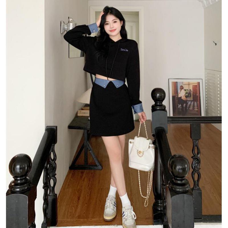 

Женский утягивающий костюм больших размеров с капюшоном и юбкой - весна/осень M