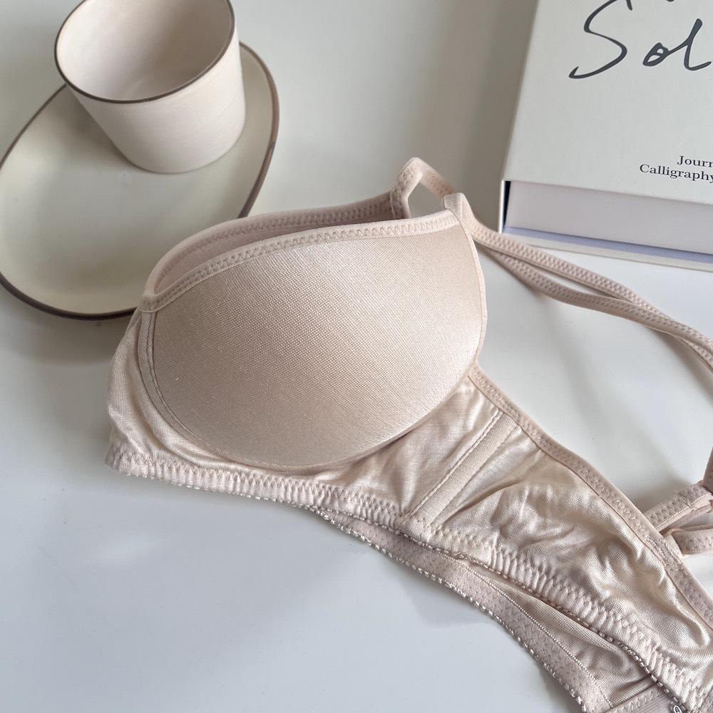 

Женский бесшовный дышащий нюдовый бюстгальтер без косточек: Мягкий, Удобный, Предотвращающий провисание, Поддержка для маленькой груди. 32/70AB телесный