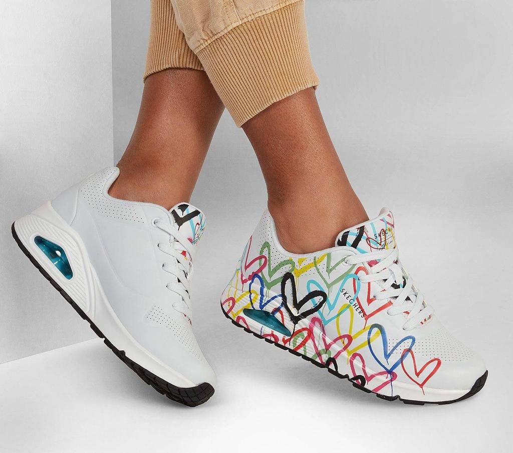 Sneakersy damskie Skechers X Jgoldcrown Uno-Spread The Love Loving serduszka (155507-WMLT)