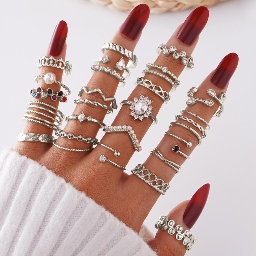 28 Pieces Silver Elegant Vintage Ring Set Open Pearl Bohemian Noble Woman Sexy Hollow Out Rings Birthday Dinner Leaf Ring Set Gift