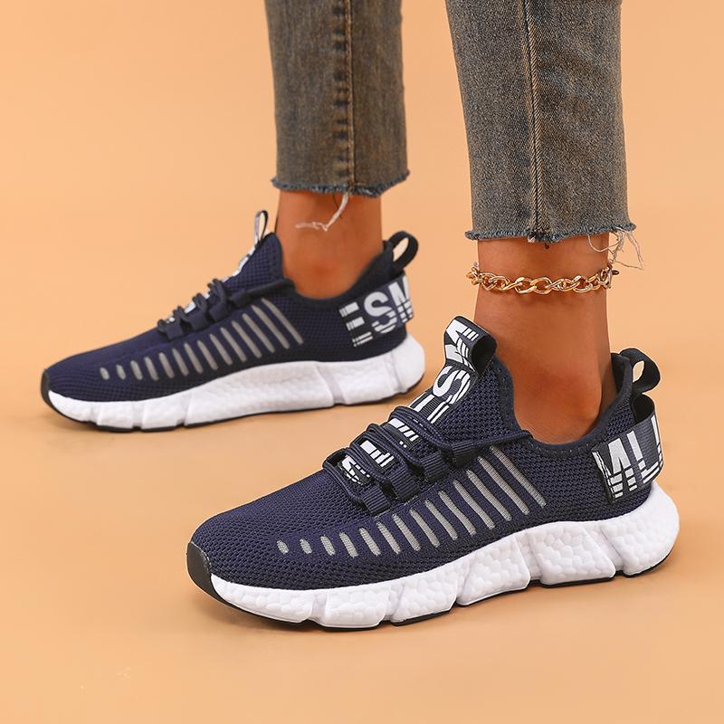 Fashion Men's Shoes Summer Mesh Training Lightweight Casual Running Anti Slip Breathable Luxury Brand Original Sneakers Shoes