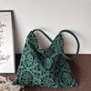 Green Embroidered Shoulder Bag Large Capacity Floral Pattern Casual Tote Bag for Women Daily Shopping Travel Commute Soft Fabric
