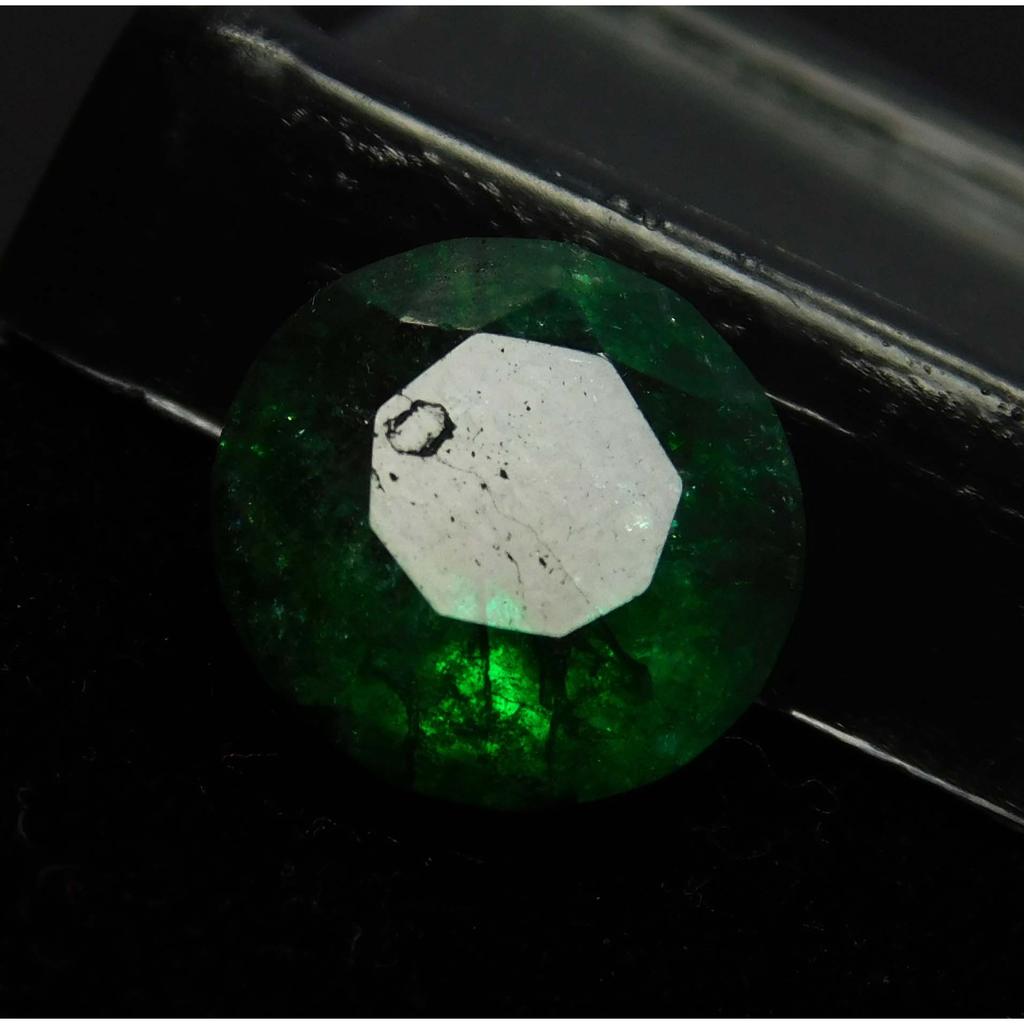Natural Green Emerald Loose Gemstone 6 Ct Round Cut for Jewelry Making and Gem Collections
