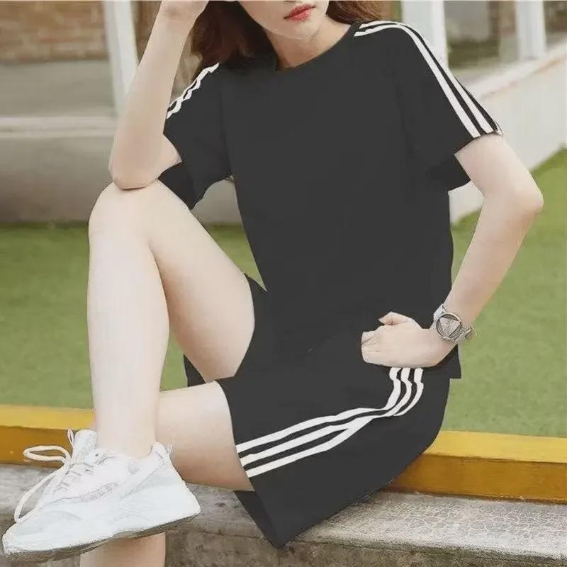 Fatos de Lazer de Verão Unissex: Roupa Esportiva Larga de Três Listras, Conjunto de Duas Peças de Manga Curta e Shorts