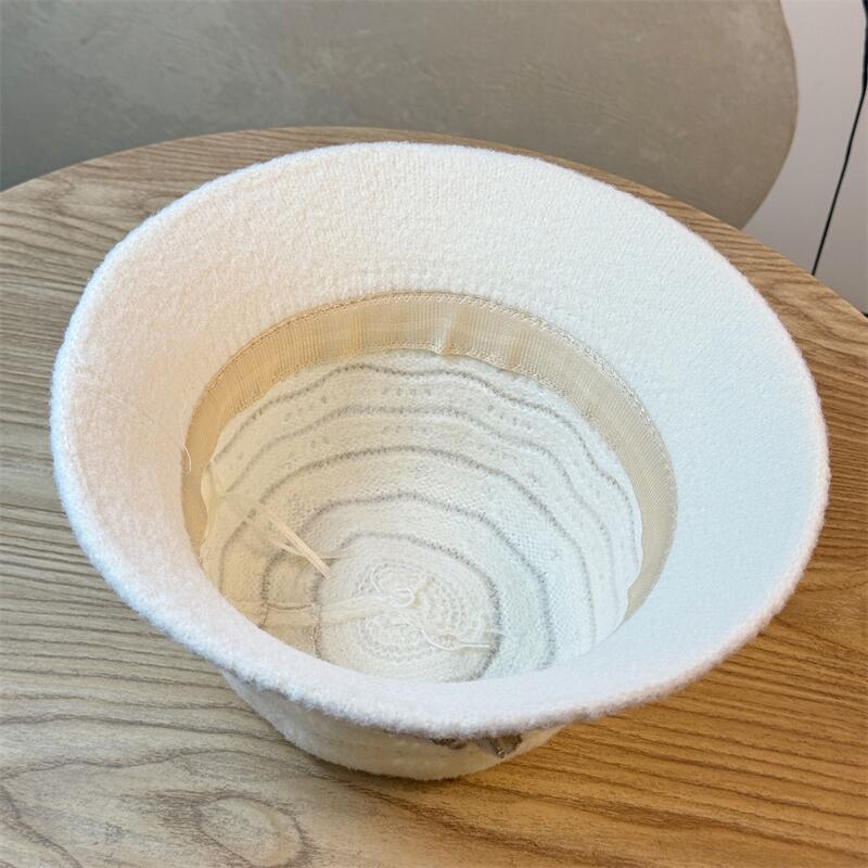 Basin Hat New Women's Autumn and Winter Foldable Fashion Warm Pearl Flower Bucket Hat