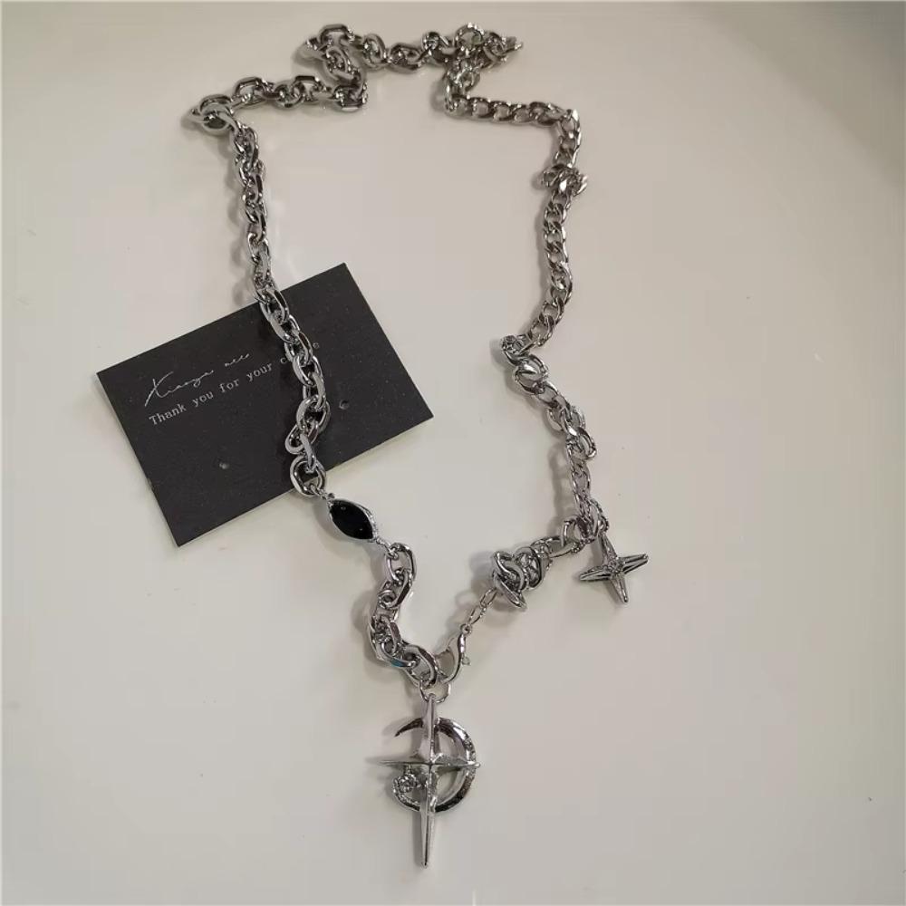 Street Vintage 90s Y2K Necklace Zinc Zinc Zinc Alloy Cross Pendant Halloween Punk Rock Necklace Men Women