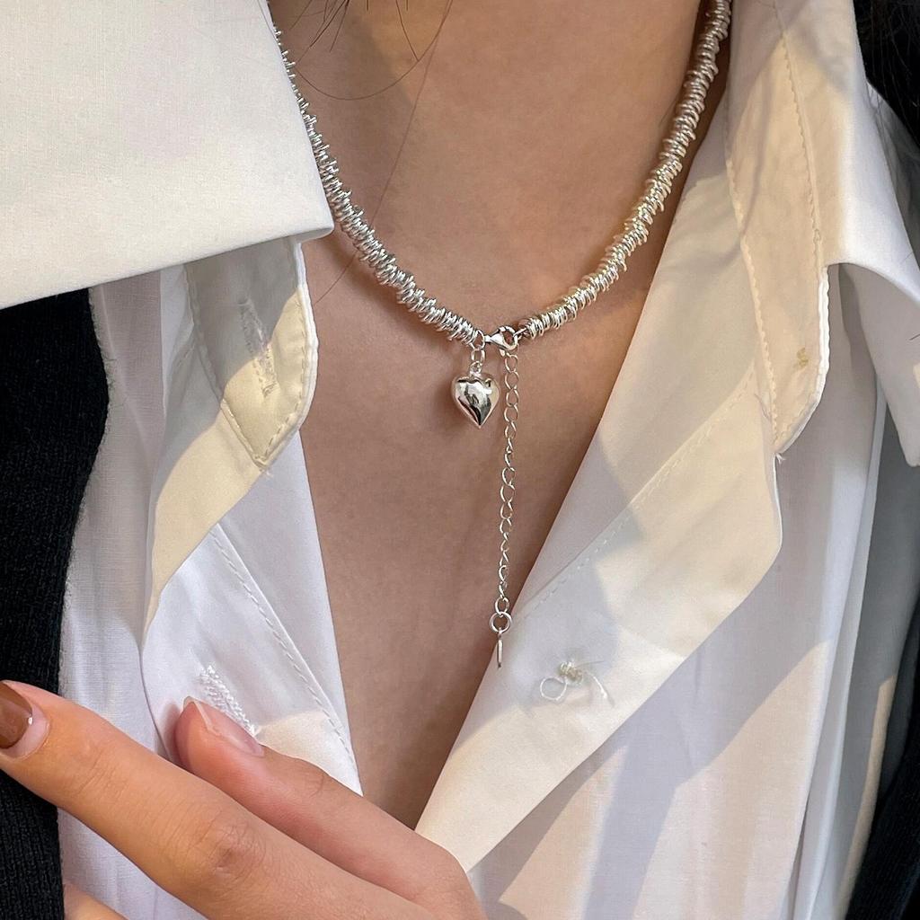 Yinruitai 925 Sterling Silver Heart Necklace: Women's High-End 2022 Circle Clavicle Chain.