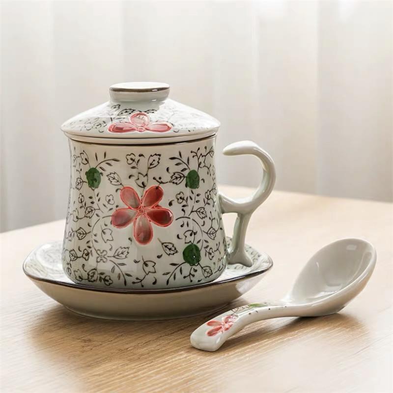 Modrobílý porcelánový šálek na čaj Keramický ručně malovaný Retro hrnek s oddělovačem na vodu a víčkem s filtrem Kancelářské šálky na čaj Nápojové nádobí