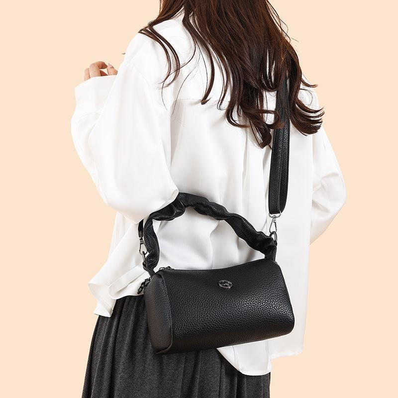 Middle-aged and Elderly Women's Fashionable and Versatile Single Shoulder Crossbody Bag, Retro-style Handbag