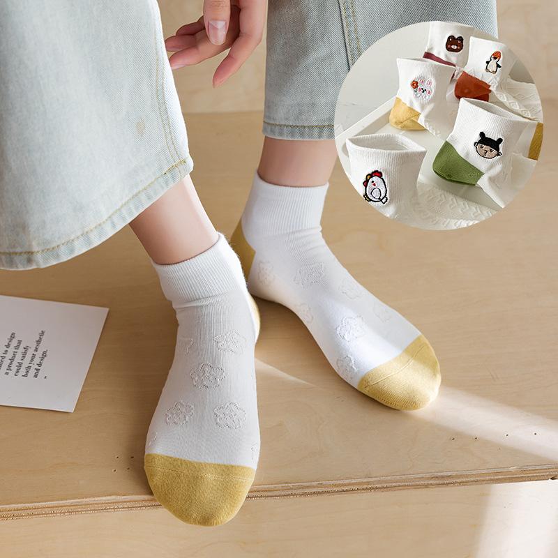 5 Pairs of Women's Pure Color Spring Summer Thin Embroidered Short Tube Boat Socks