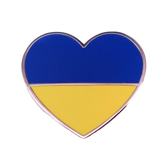 Flag of Ukraine Heart Badge Metal Button Badge Heart Shape Brooch Lapel Pins Clothing Accessories for Jacket Hat Bag