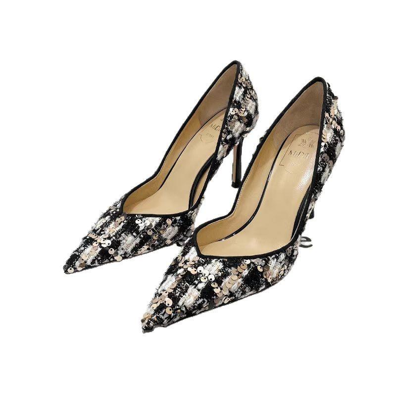 Internet Celebrity French Small Fragrance New Sexy V-mouth Temperament Versatile Thin Heel Pointed Not Tired Feet High Heels