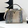 New high-end Capu snake pattern V lady bag portable shoulder women's bag