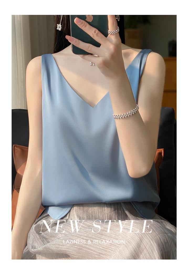 Women's Stylish Satin V-Neck Spaghetti Strap Vest - Sexy Back Inner Layer for Spring/Summer Suits