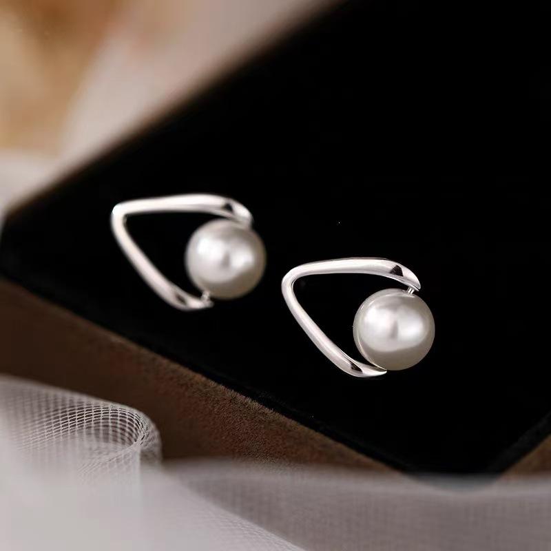 2025 Hot Selling High-End Pearl Stud Earrings In 925 Sterling Silver: Elegant Ear Jewelry for Women