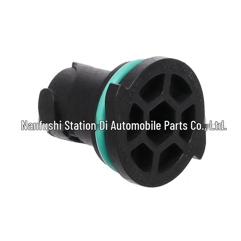Oil Pan Drain Plug A0009909518 Compatible with DAF, Mercedes-Benz, and Kenworth (Part Numbers 1853604, 1982821)