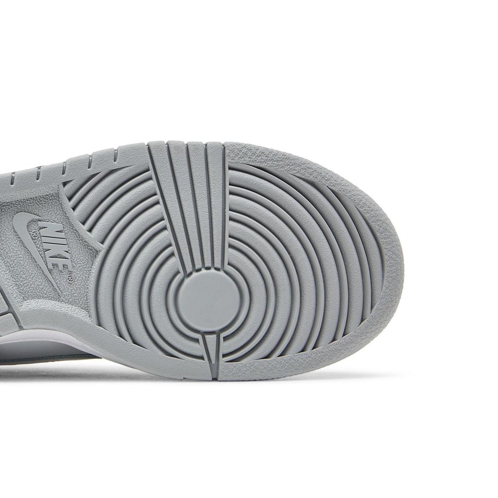 Nike Dunk Low Grade School 'Pure Platinum Wolf Grey' (Unisex) Pure Platinum / White / Wolf Grey Kids' Skateboarding Shoes DH9765 001