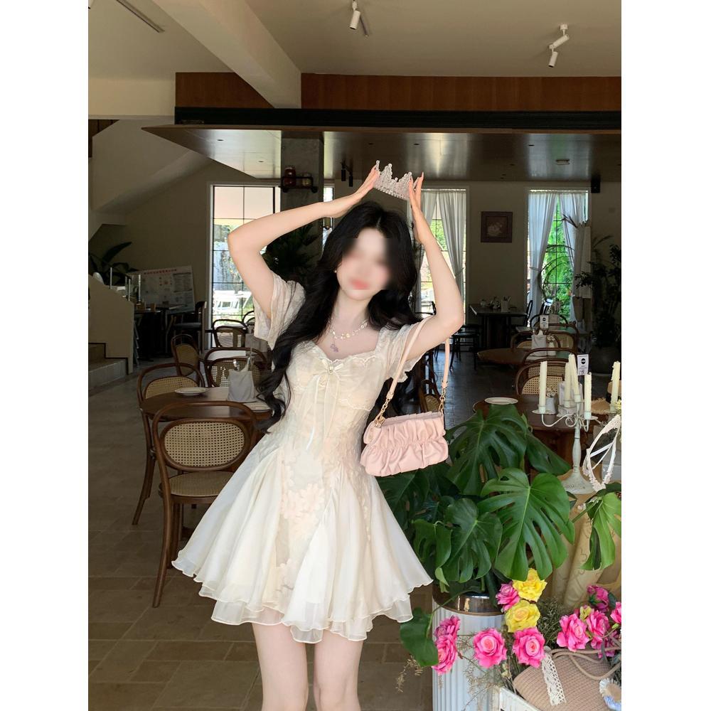 White moonlight temperament, cut flowers, fluffy, casual, high-end charm, mesh patchwork dress, princess dress