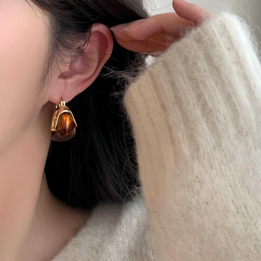 Pendant Vintage Women's Earrings Light Luxury Amber Ear Stud Elegant Amber Color Earrings  Wedding